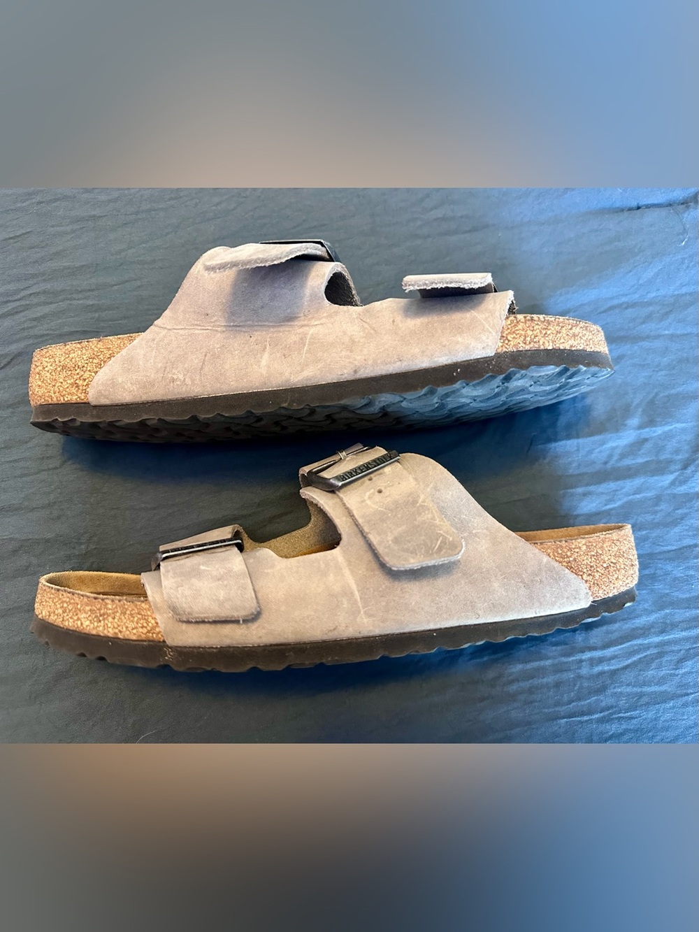 Birkenstock Arizona Sandals gray-ish tan color - Size 43 - Picture 5 of 11